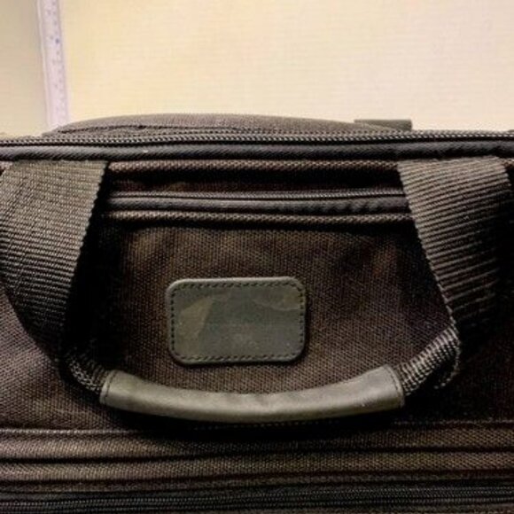 Unbranded Large Capacity Blk Shoulder Messenger Bag Laptop Case Carry-On Luggage - Picture 3 of 10